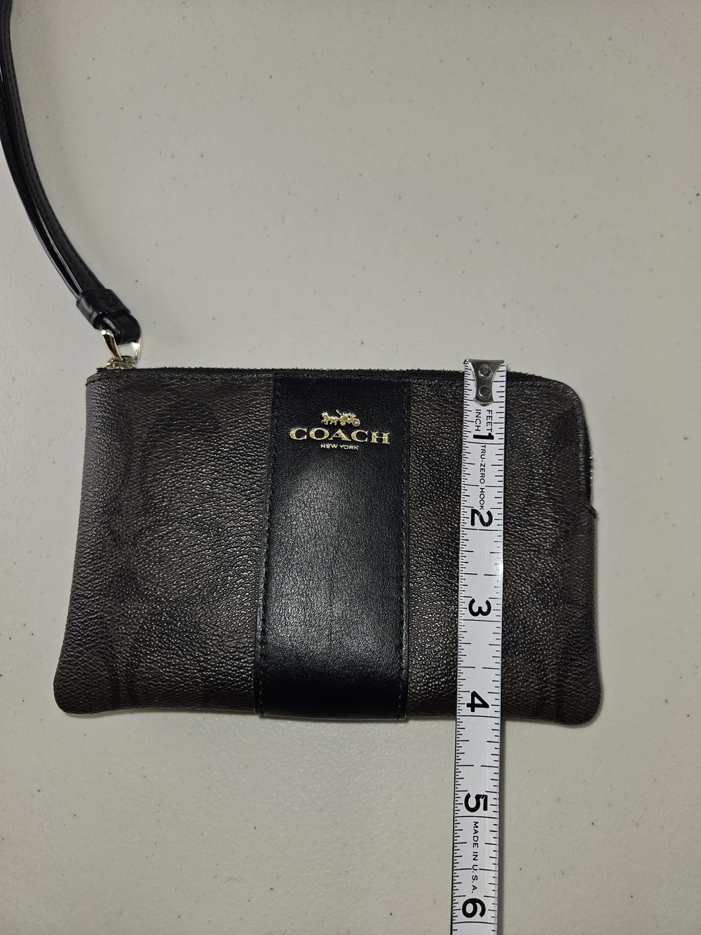 Coach Signature Logo Accordian Zip Wallet Brown Wristlet